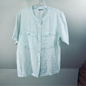 DIANA BARTALLS 100% Linen Button-down blouse w/2 Pockets. Lime. Size Medium